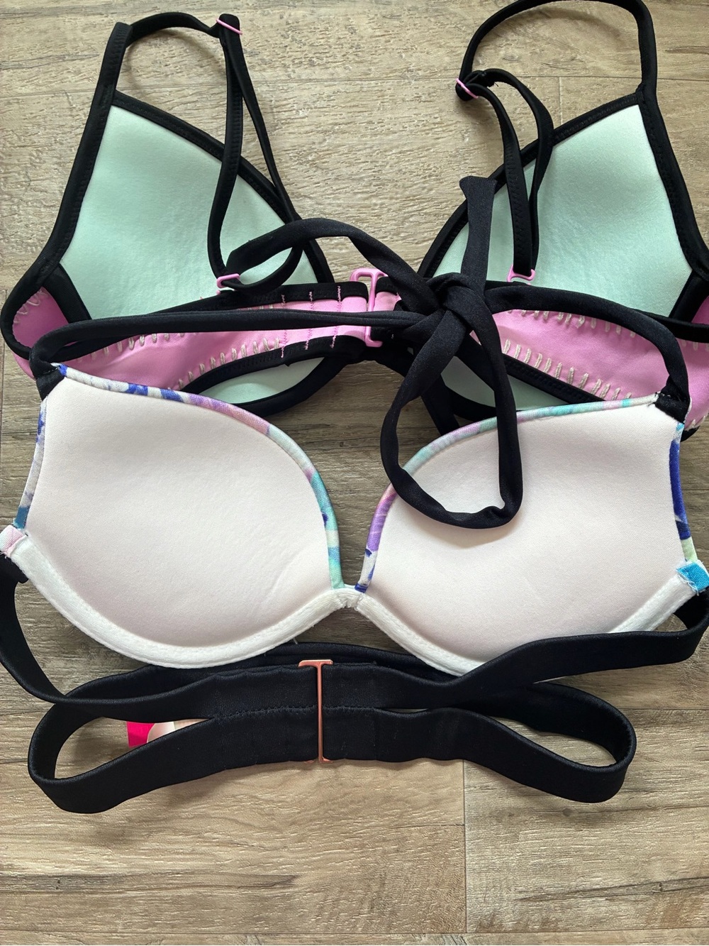 Victoria Secret 2 Push Up Bikini Swim Tops The Flirt Hottie Halter - Picture 8 of 12